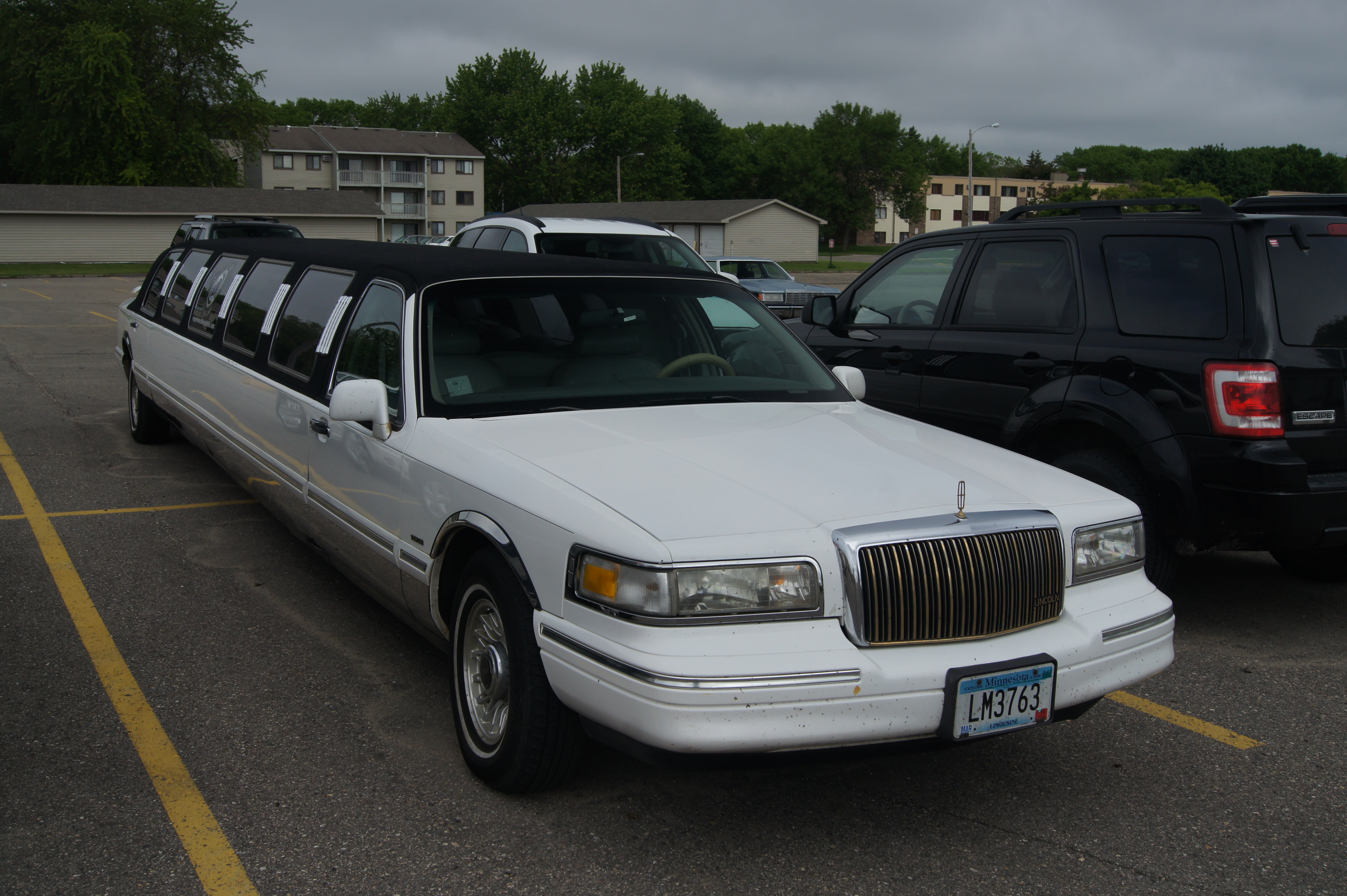 2004 lincoln town car ultimate owner